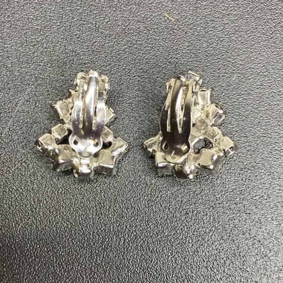 Vintage 50s 60s MCM Rhinestone Inverted Triangle Drop Clip-On Earrings - Picture 2 of 4